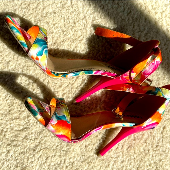Gorgeous Mossimo floral heels sz 6.5 - Picture 1 of 6